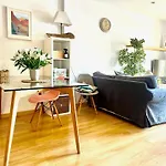 شقة Peaceful Apartment, Mountain Views *