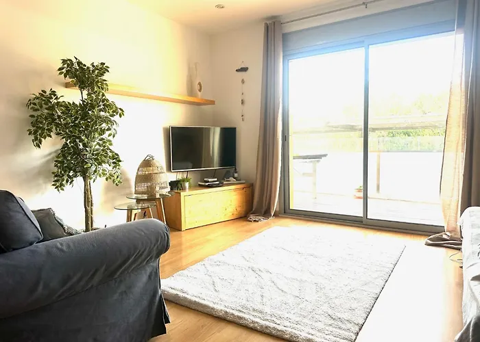 Peaceful Apartment, Mountain Views Port de Pollenca